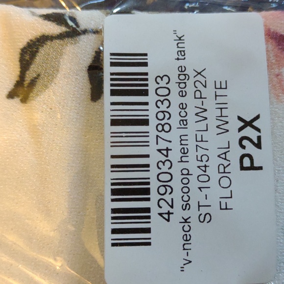 AMARYLLIS Lainey Lace Trim Sleeves Top in Floral Print - Picture 7 of 7